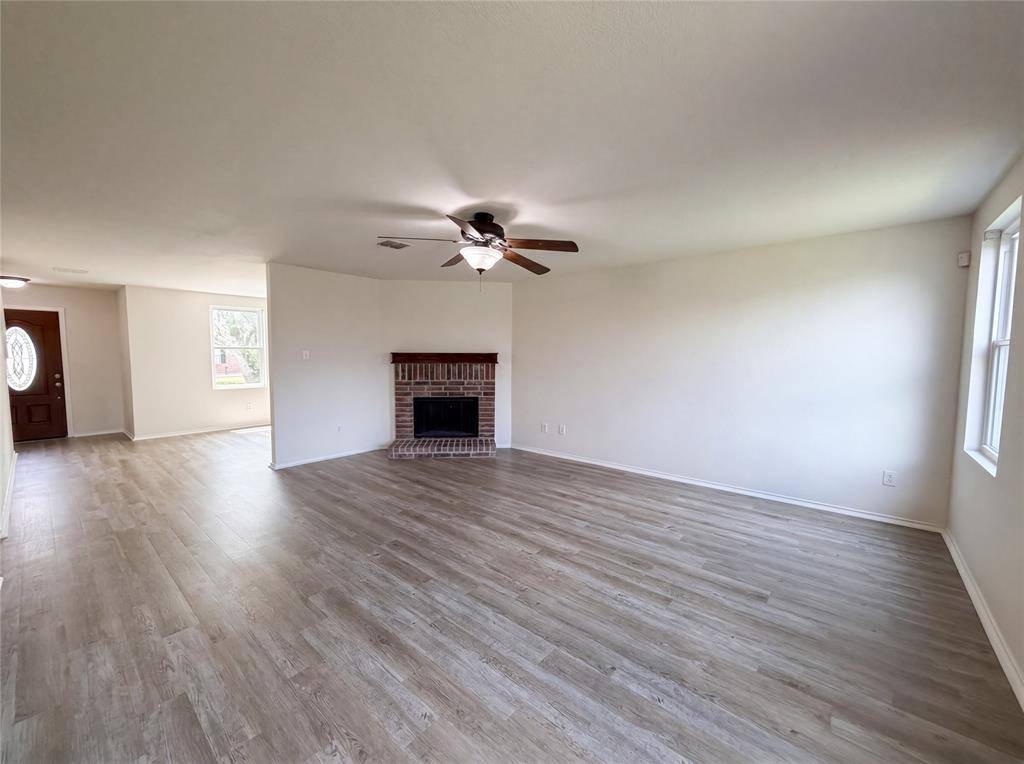 2904 Lake Vista Drive, Wylie, TX 75098