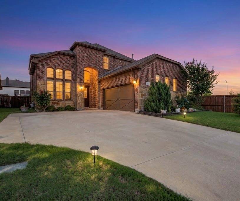 1247 Lynn Drive, Arlington, TX 76002