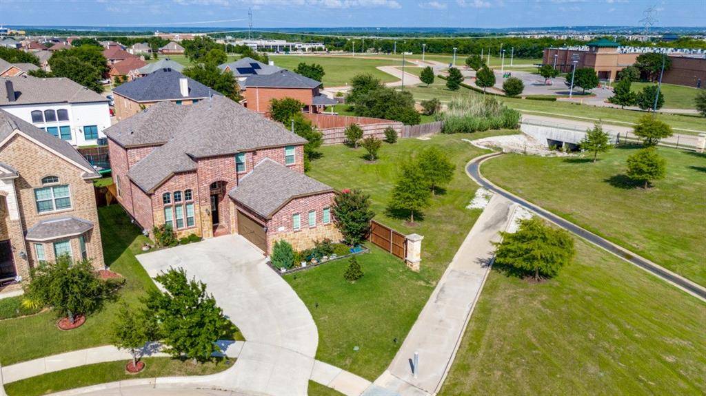 1247 Lynn Drive, Arlington, TX 76002