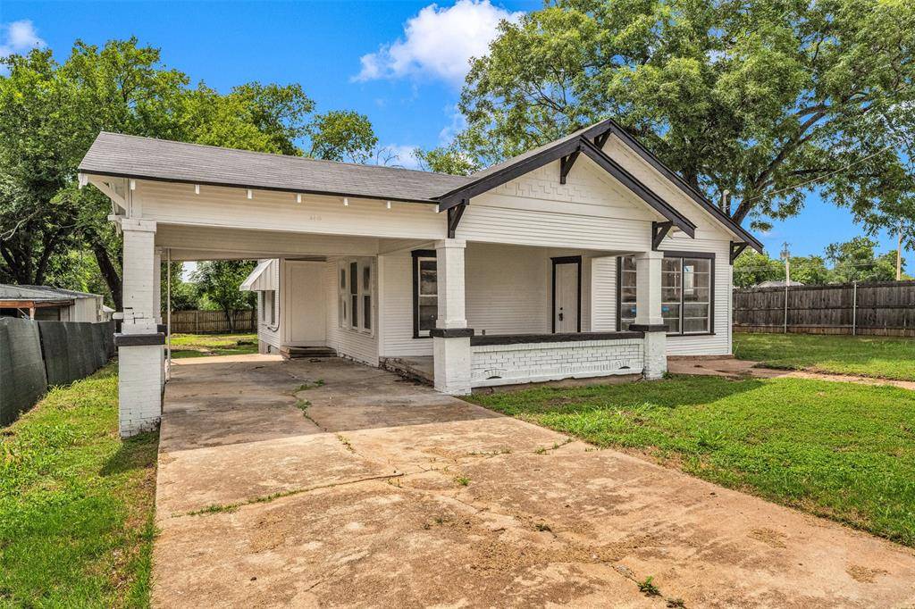 210 S 5th Street, Gatesville, TX 76528