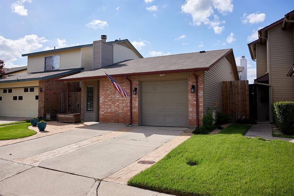 413 San Maria Drive, Garland, TX 75043