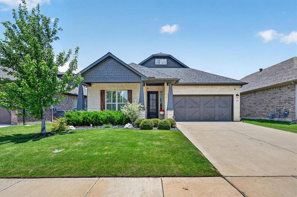 669 Harris Ridge Drive, Arlington, TX 76002