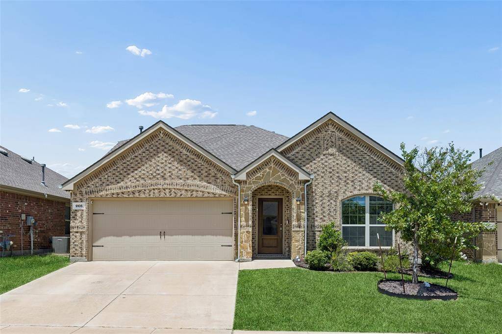 9105 Silver Dollar Drive, Fort Worth, TX 76131