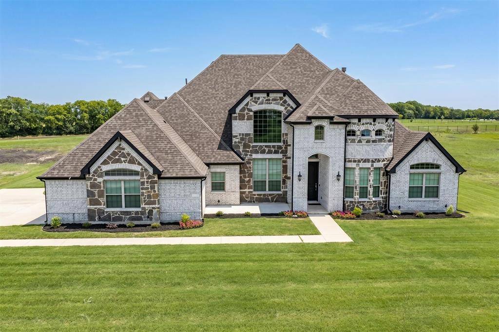 312 Ledstone Court, Rockwall, TX 75032
