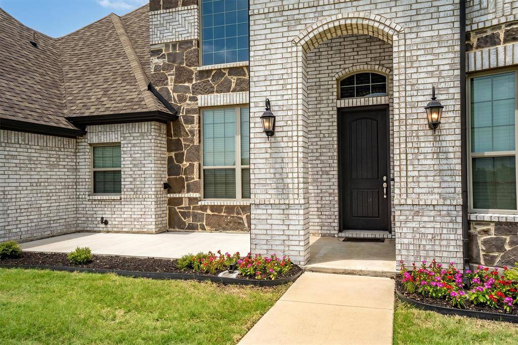 312 Ledstone Court, Rockwall, TX 75032