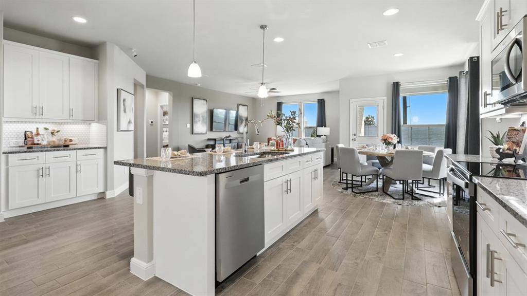 10401 SARASOTA Street, Grand Prairie, TX 76065