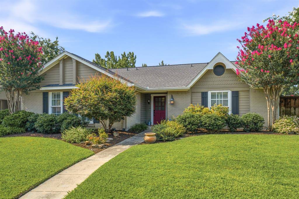 258 Creekside Lane, Coppell, TX 75019