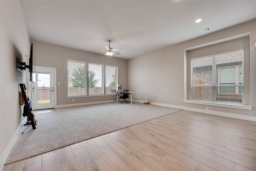 5016 De Berry Lane, Royse City, TX 75189