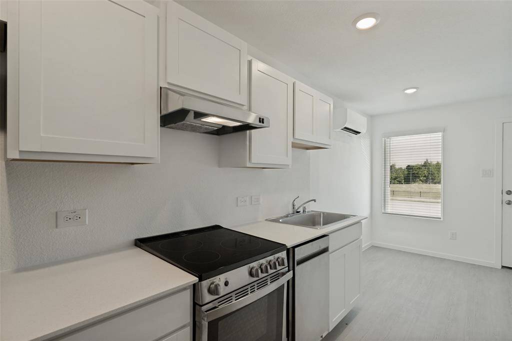1037 Bishop Creek Drive, Princeton, TX 75407