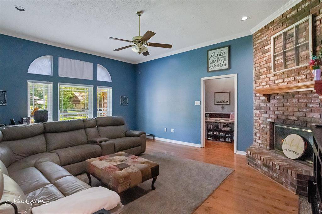 217 Deerwood Lane, Haughton, LA 71037