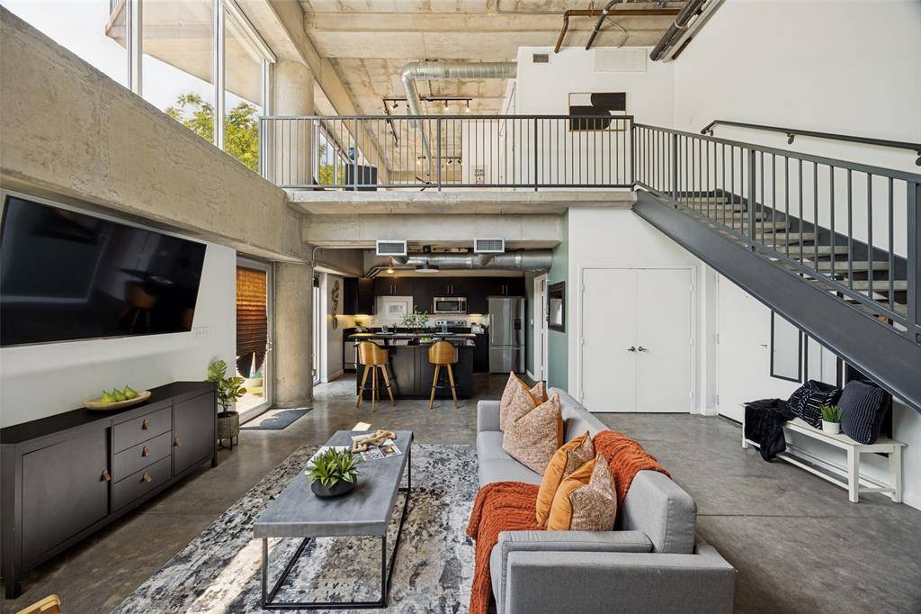 1001 Belleview Street #101, Dallas, TX 75215