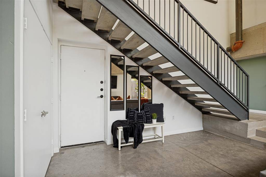 1001 Belleview Street #101, Dallas, TX 75215