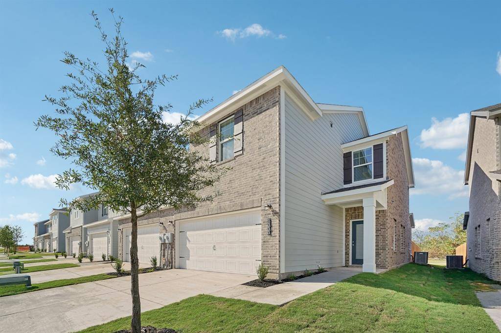 944 Penrose, Cedar Hill, TX 75104