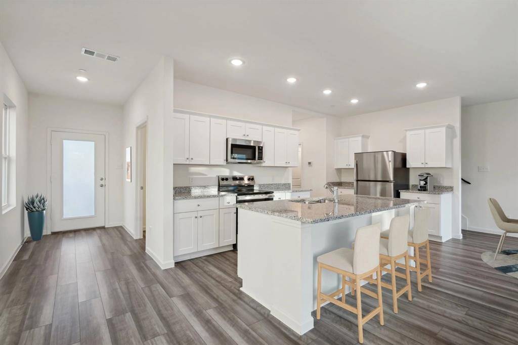 944 Penrose, Cedar Hill, TX 75104
