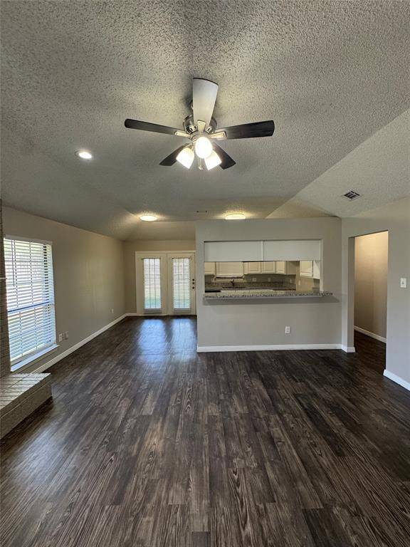 453 Little Valley Court, Fort Worth, TX 76108