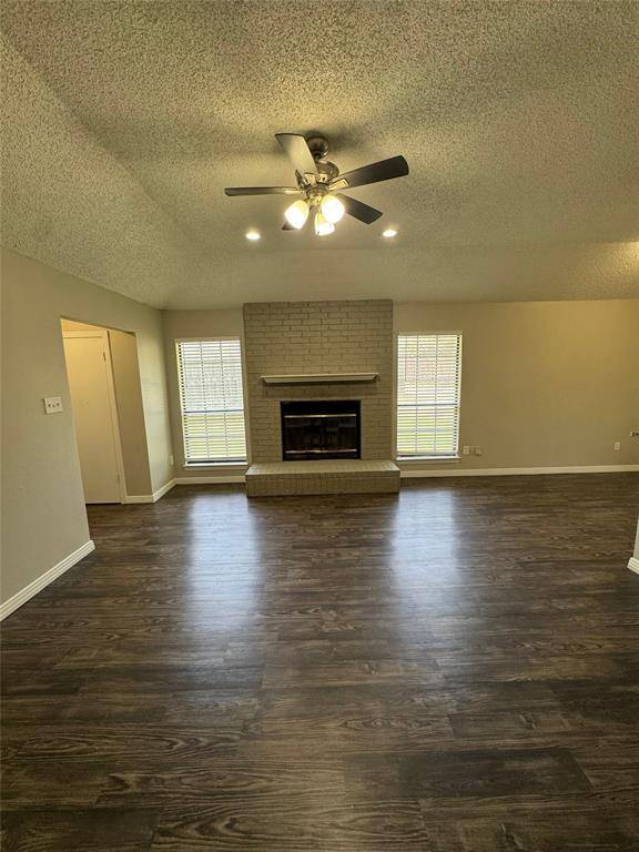 453 Little Valley Court, Fort Worth, TX 76108