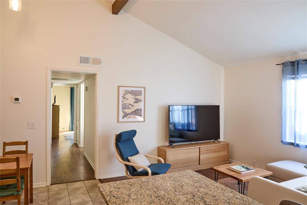 4709 Houghton Avenue, Fort Worth, TX 76107