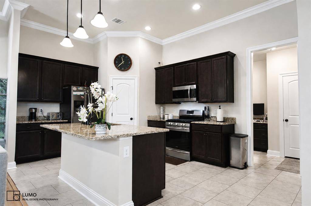 235 Cessna Drive, Shreveport, LA 71106