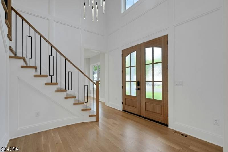 18 Lincoln Ave, Florham Park Boro, NJ 07932