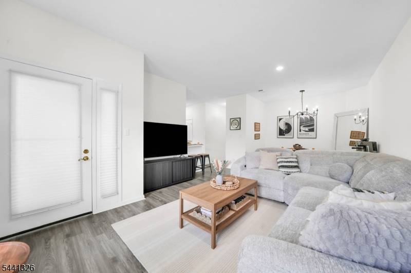 409 Brittany Dr #409, Wayne Twp., NJ 07470