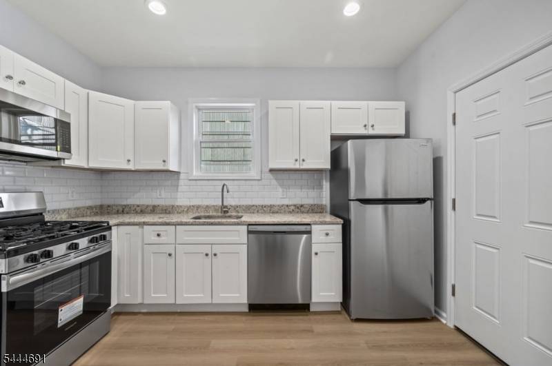 18 Charles St, Bloomfield Twp., NJ 07003