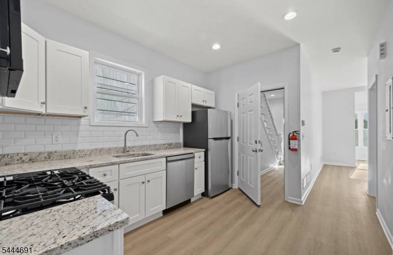 18 Charles St, Bloomfield Twp., NJ 07003