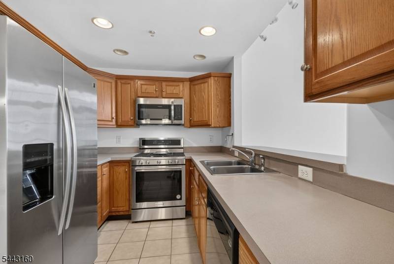 506 Donato Cir, Scotch Plains Twp., NJ 07076