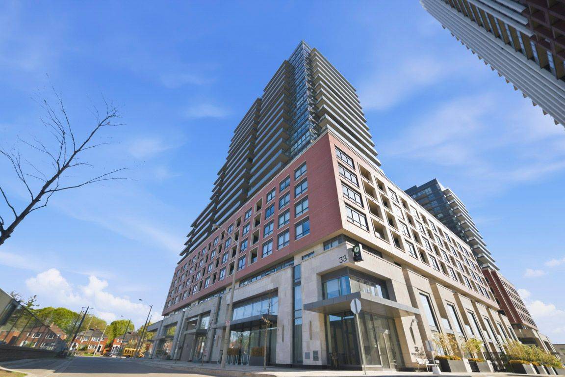 33 Frederick Todd WAY #303, Toronto C11, ON M4G 0C9