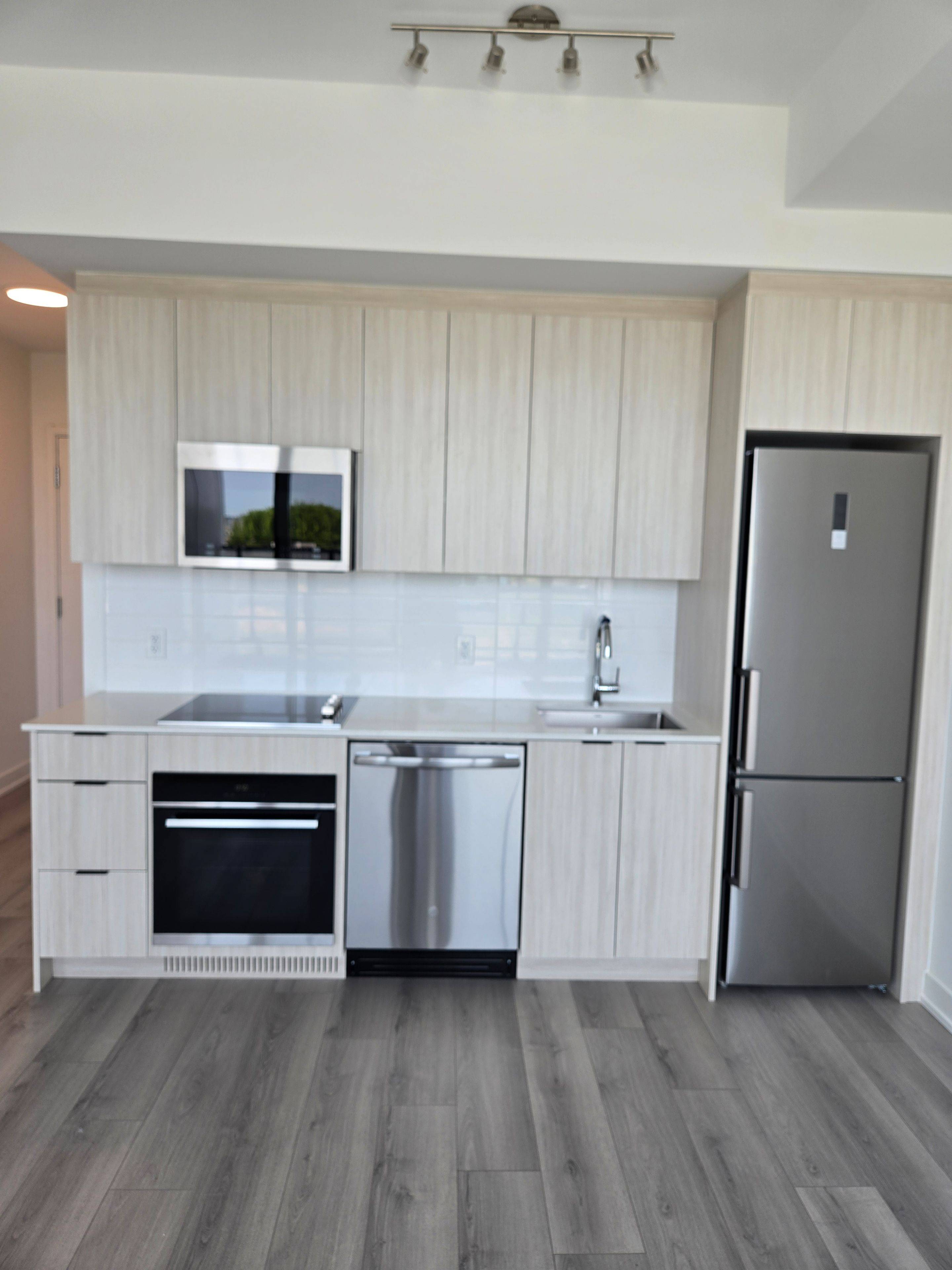 20 Deans DR #217, Toronto E04, ON M1L 0J7