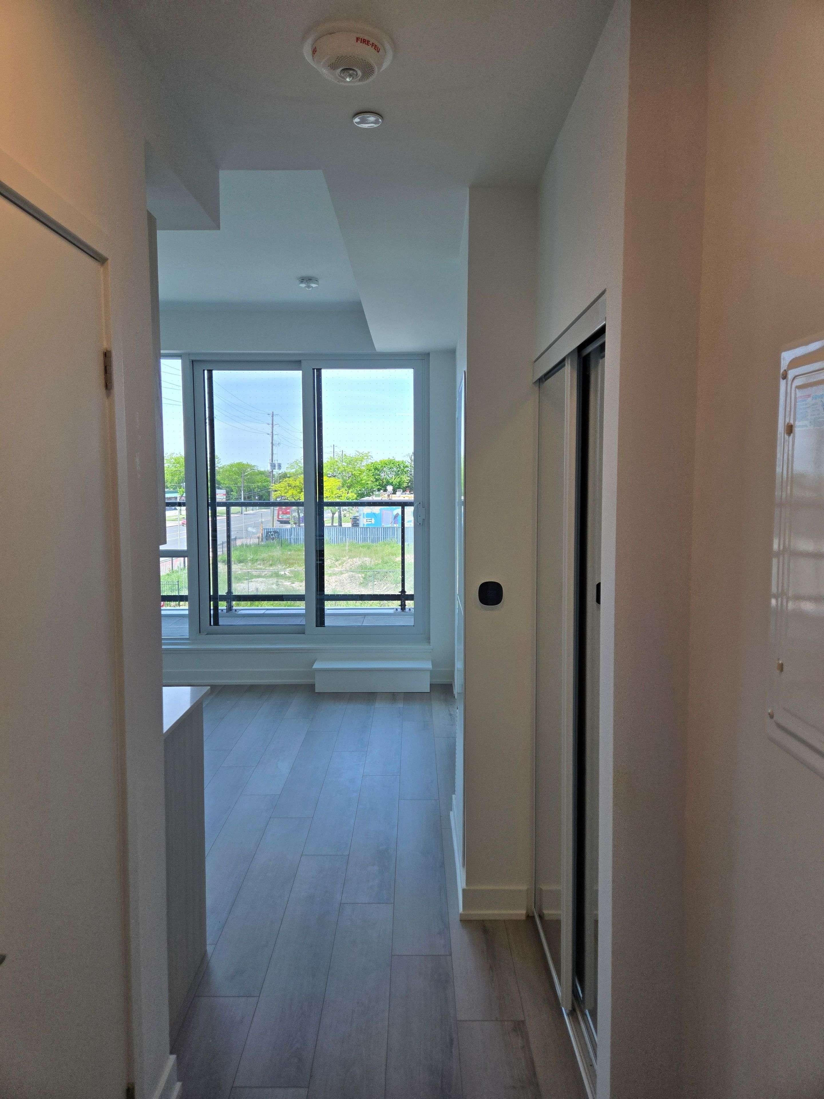 20 Deans DR #217, Toronto E04, ON M1L 0J7