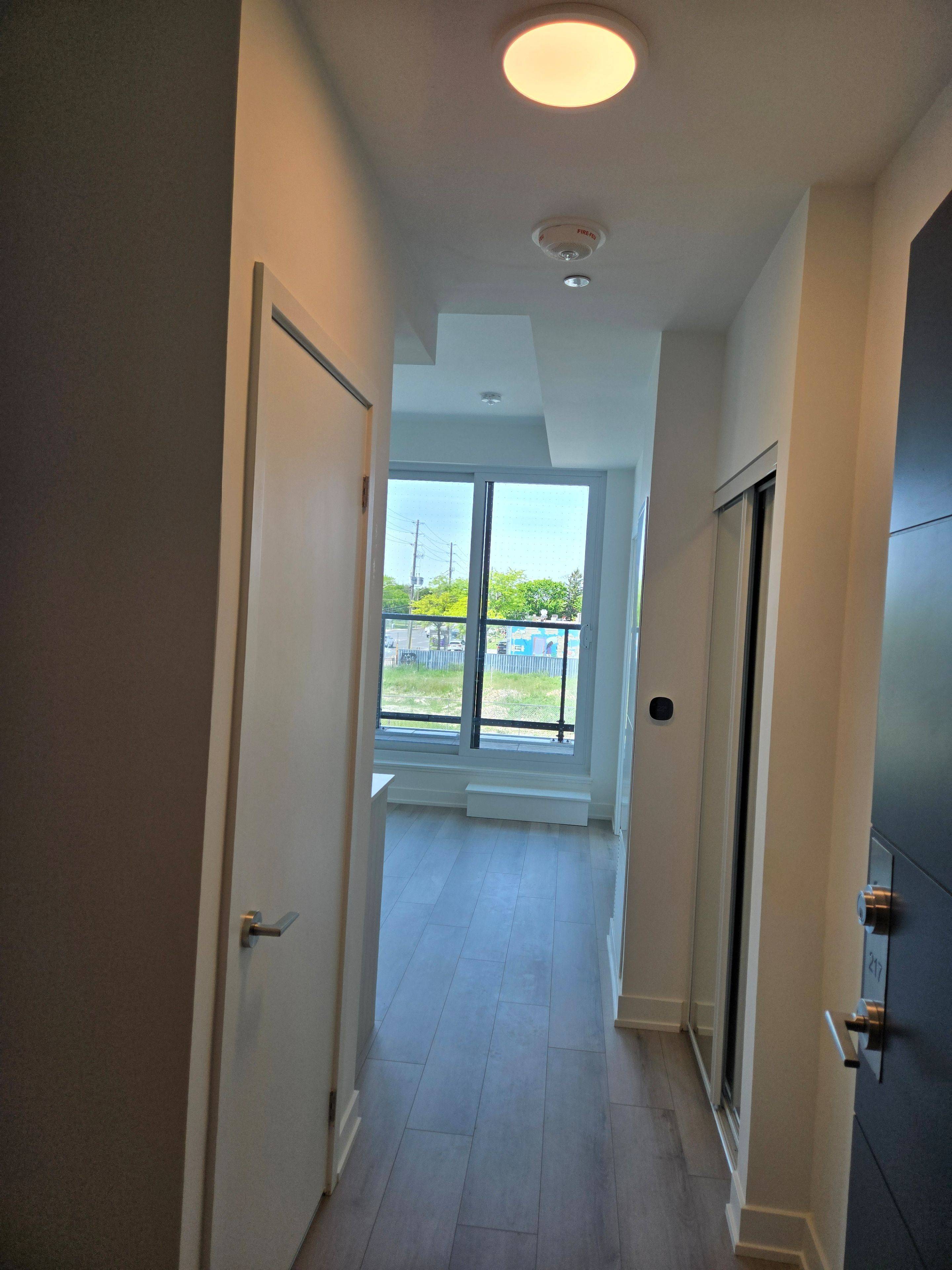 20 Deans DR #217, Toronto E04, ON M1L 0J7