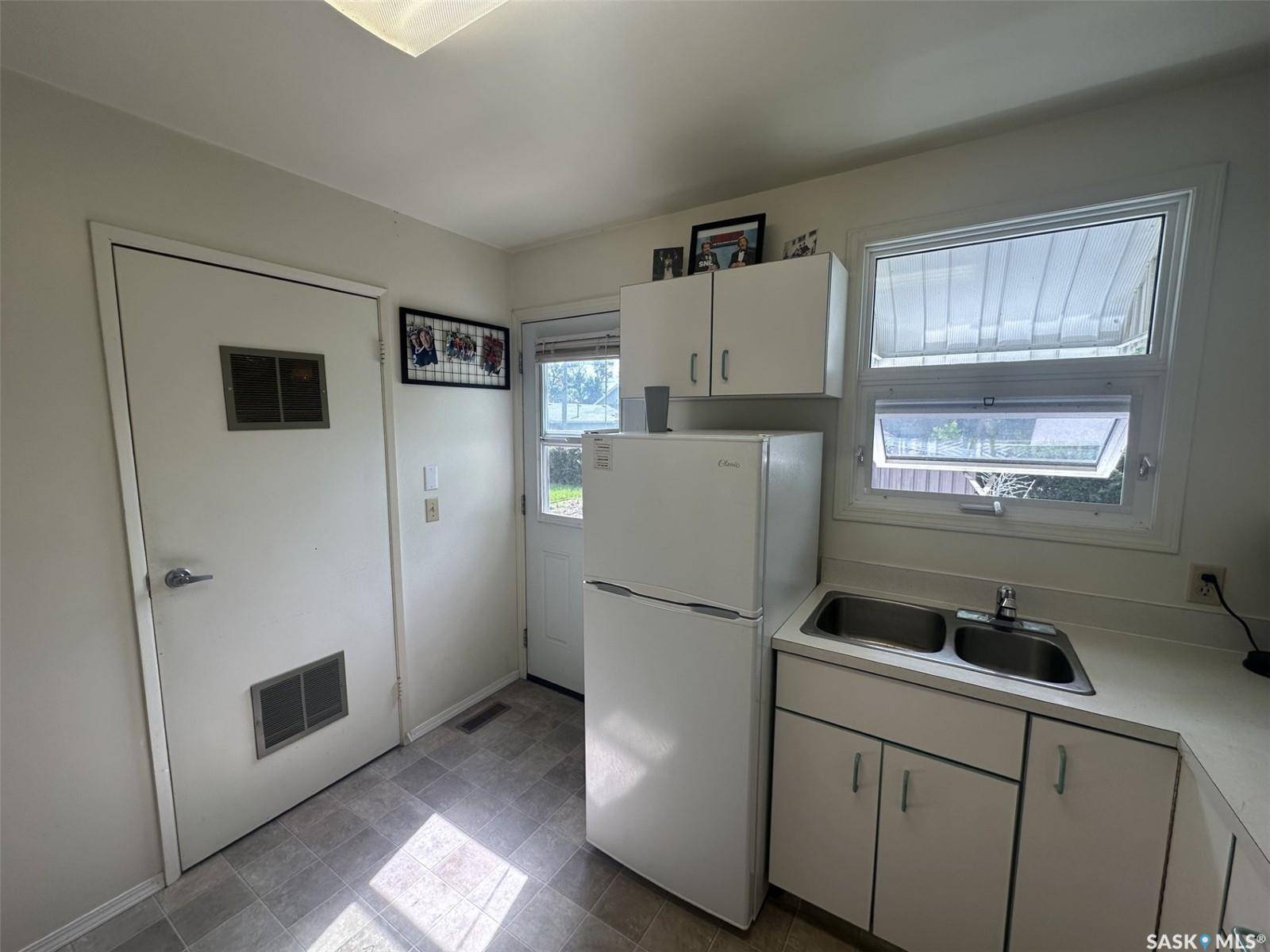 204-206 Main STREET, Limerick, SK S0H 2P0