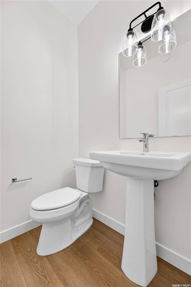 830 Brighton BOULEVARD #8, Saskatoon, SK S7V 2A8