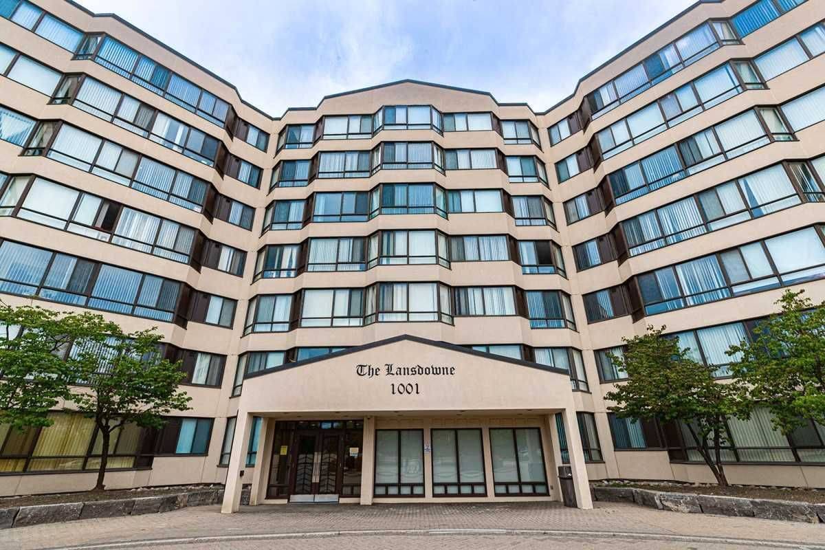 1001 Cedarglen Gate #520, Mississauga, ON L5C 4R2