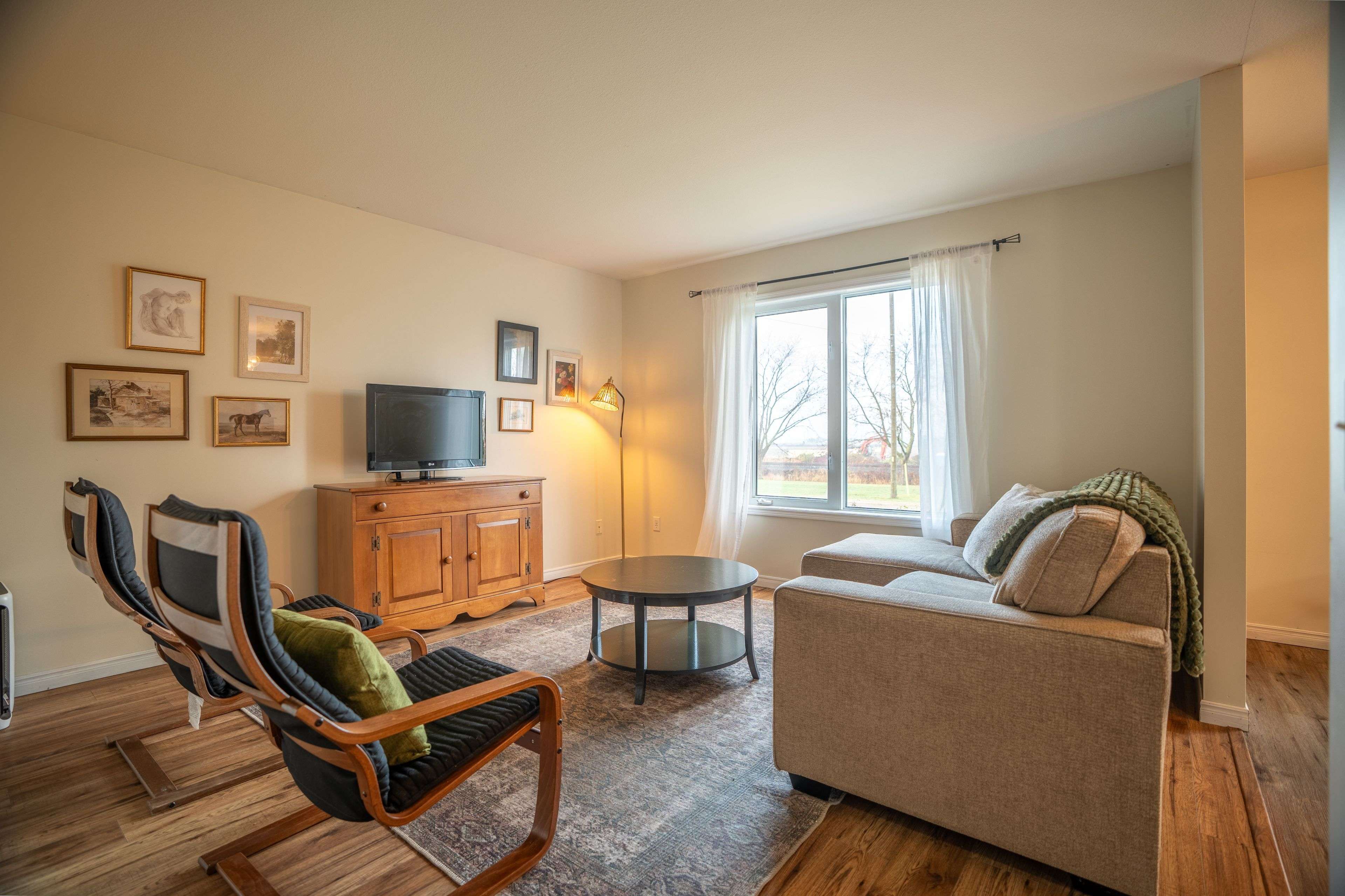 78 Chittim RD, Chatham-kent, ON N0P 1A0