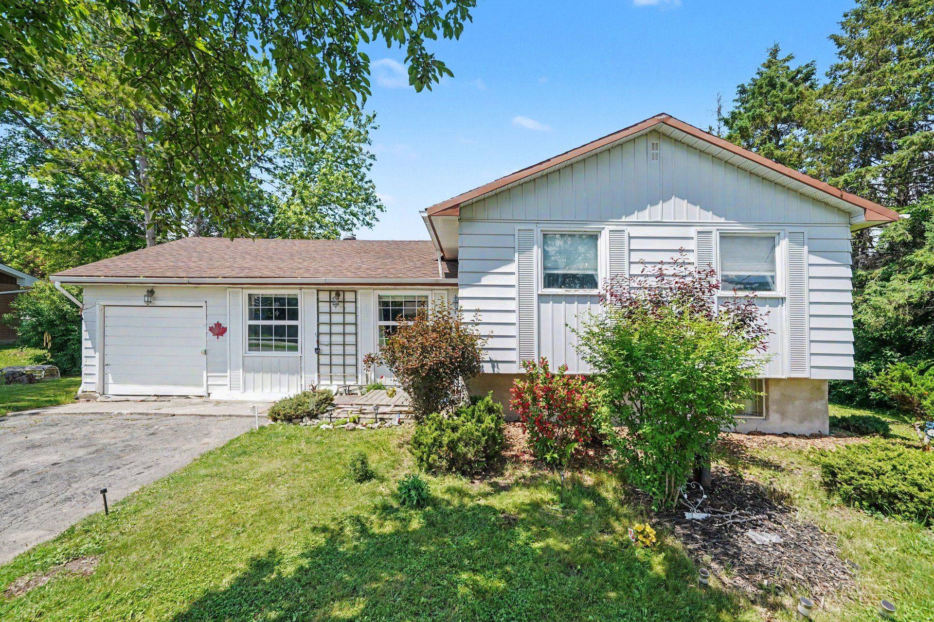 7865 Lawrence ST, Greely - Metcalfe - Osgoode - Vernon And Area, ON K0A 3J0