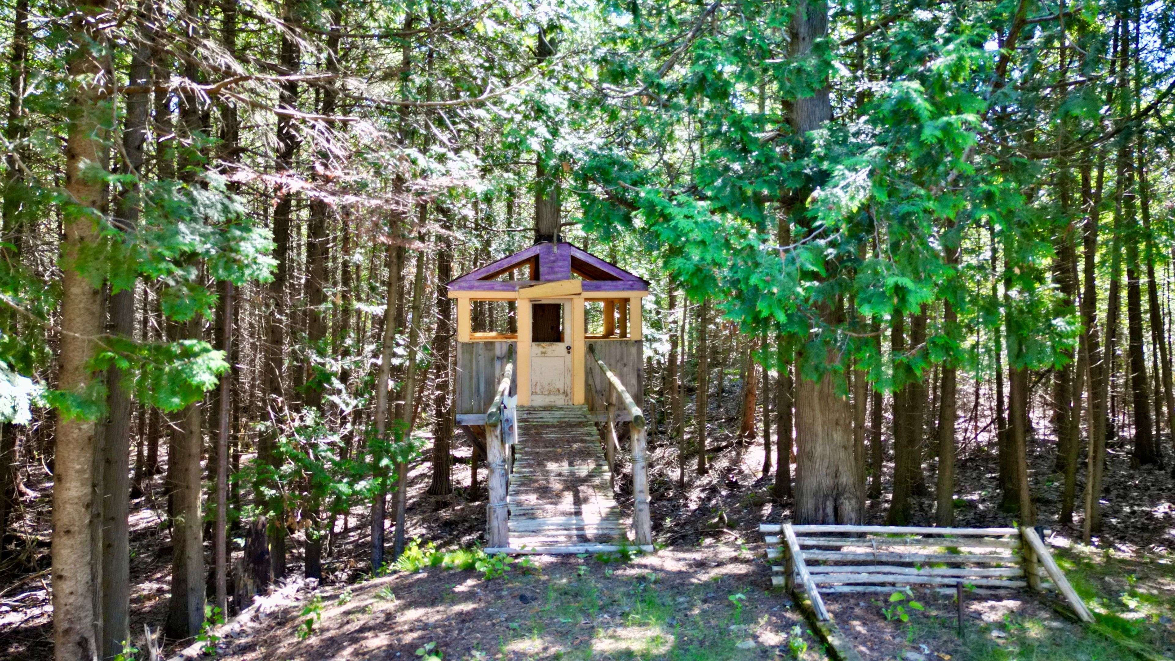 9 Hope DR, Northern Bruce Peninsula, ON N0H 1Z0