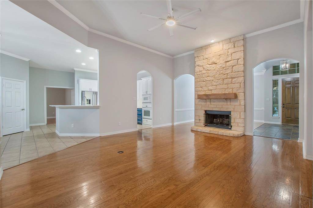 12416 Water Oak Drive, Fort Worth, TX 76244