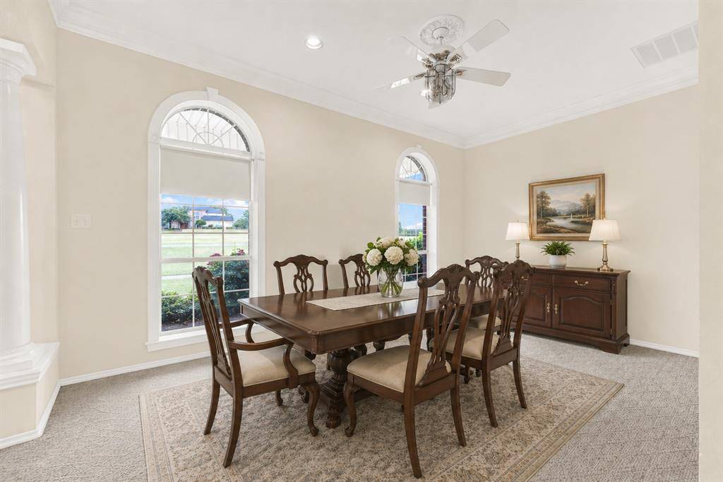 2735 Bent Oaks Drive, Burleson, TX 76028