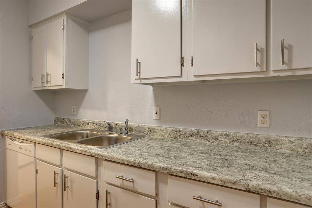 4314 Travis Street #102, Dallas, TX 75205