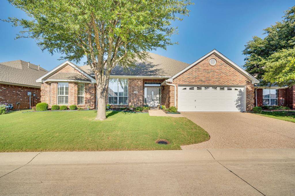 1115 Cresthaven Drive #13, Cedar Hill, TX 75104