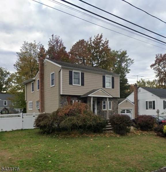 33 Park Dr, Kenilworth Boro, NJ 07033