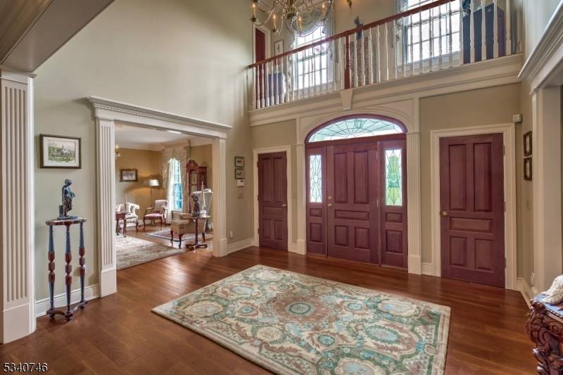 13 Glennon Farm Ln, Tewksbury Twp., NJ 08833