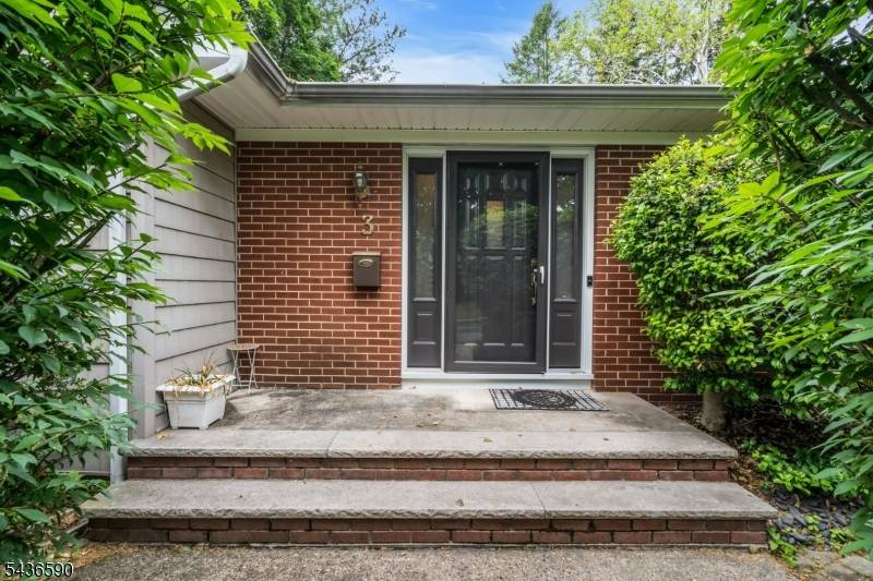 3 Packard Rd, East Brunswick Twp., NJ 08816