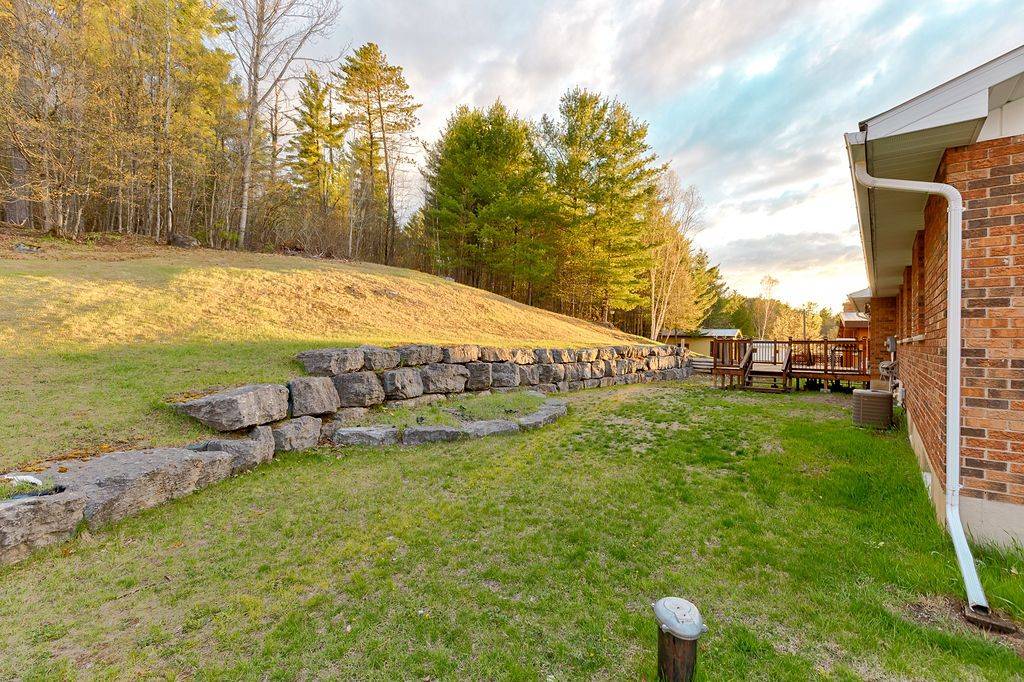 107 Augsburg RD, Bonnechere Valley, ON K0J 1T0