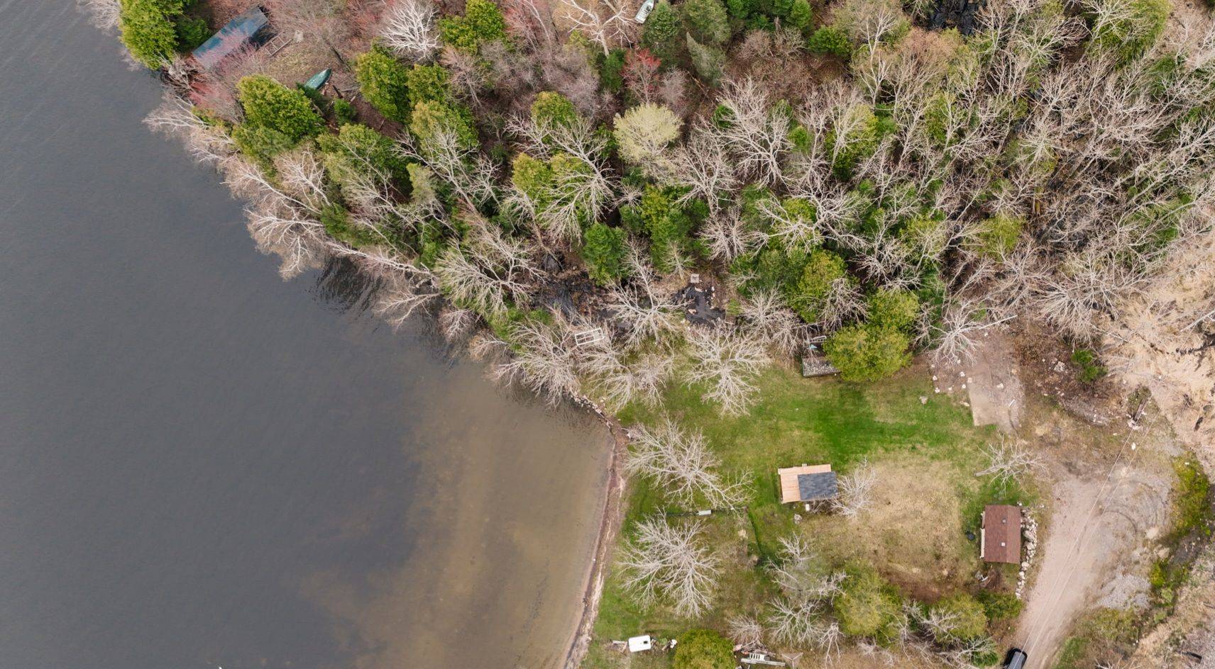 2 Cedar LN, Bonfield, ON P0H 1E0