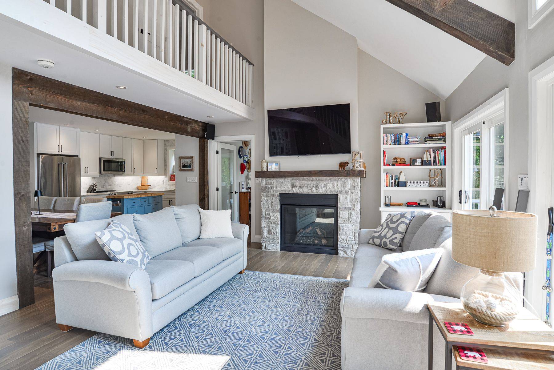 27 Island 35LM (Miller Island) N/A, Gravenhurst, ON P1P 1R2