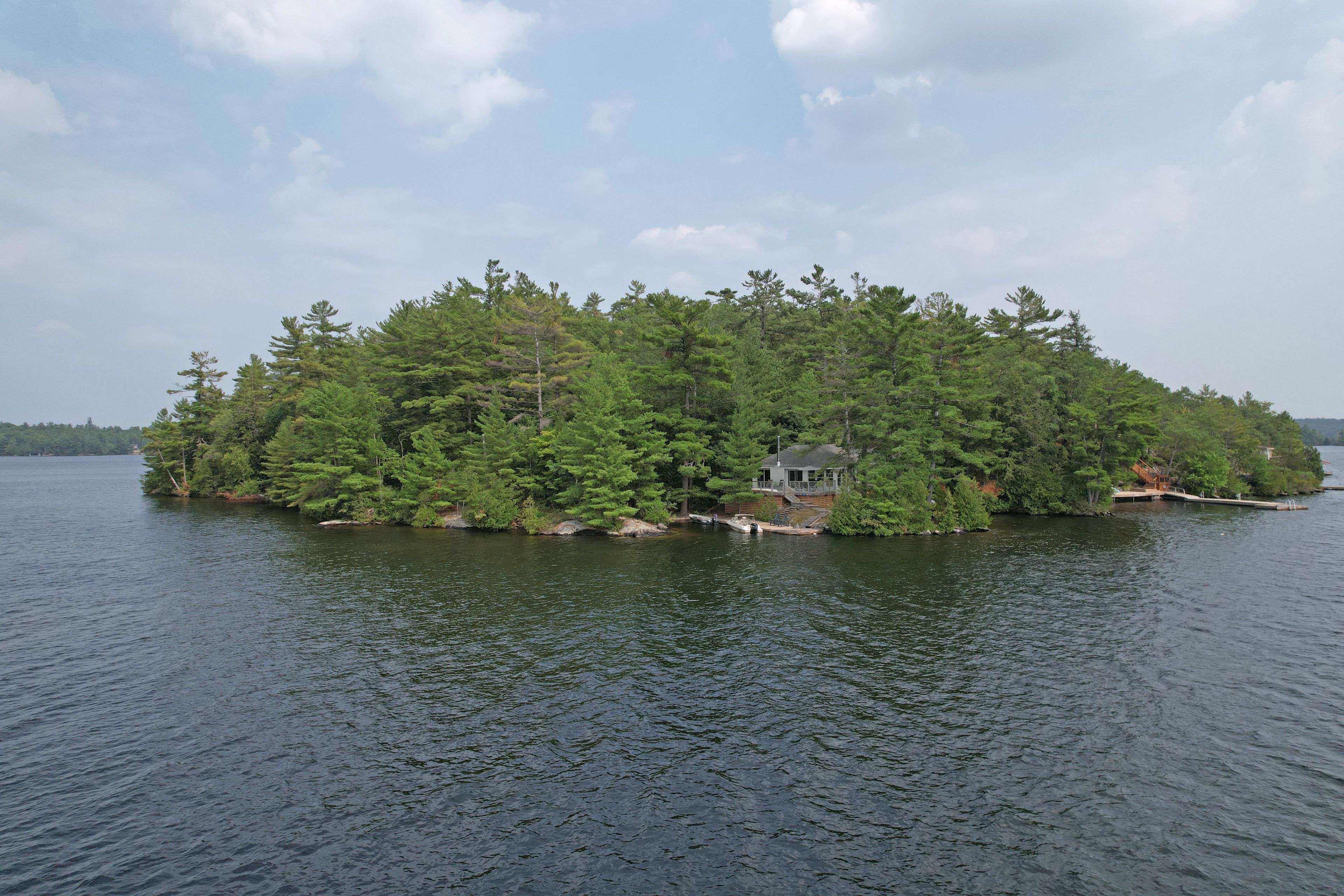 18 Island 340 (Marie Island) N/A, Georgian Bay, ON L0K 2C0
