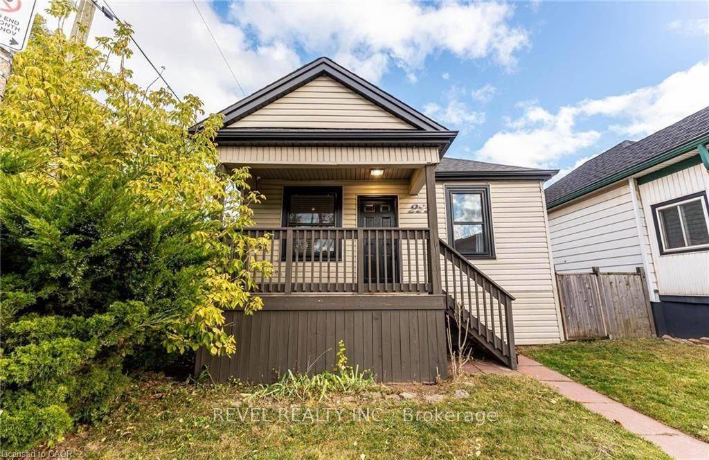 222 Kensington AVE N, Hamilton, ON L8L 7N7