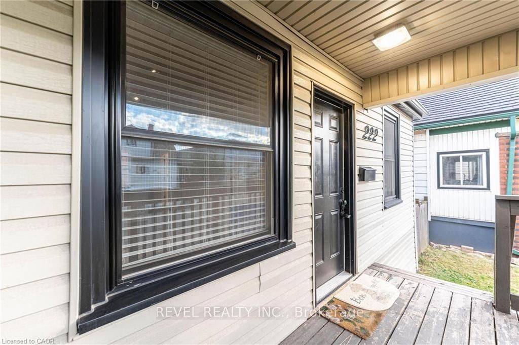 222 Kensington AVE N, Hamilton, ON L8L 7N7